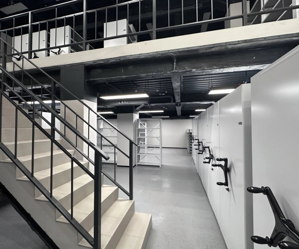 мобильные стеллажи для фондохранилищ музея-галереи